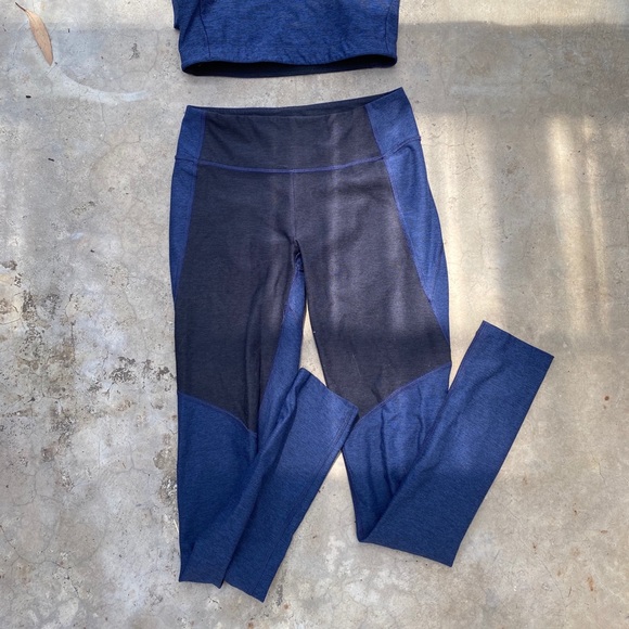 OUTDOOR VOICES 7/8 Two Tone Legging - Picture 4 of 4